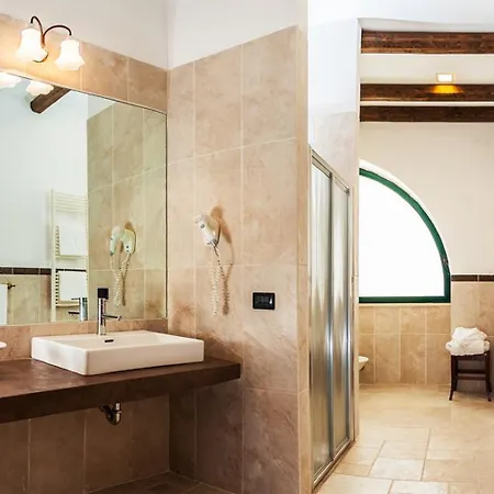 Masseria Relais Del Cardinale מלון 5*